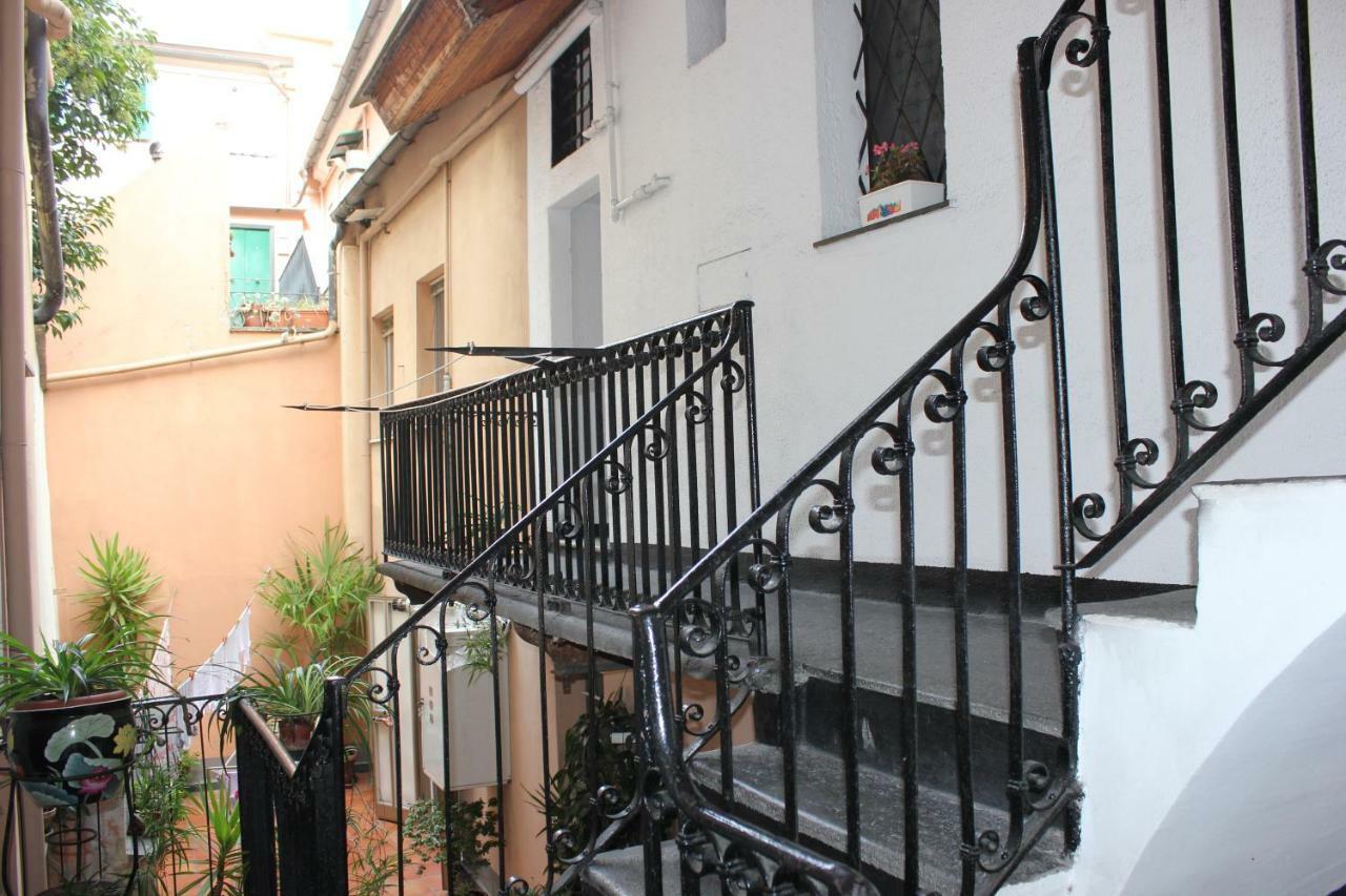 Mansarda Sotto Le Stelle Apartment Genoa Luaran gambar
